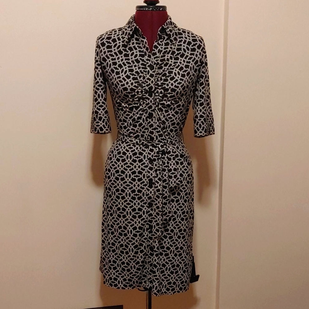 *SOLD* Patterned dress with front ruching and tie waist